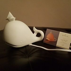 COPY - Baby whale nursery light